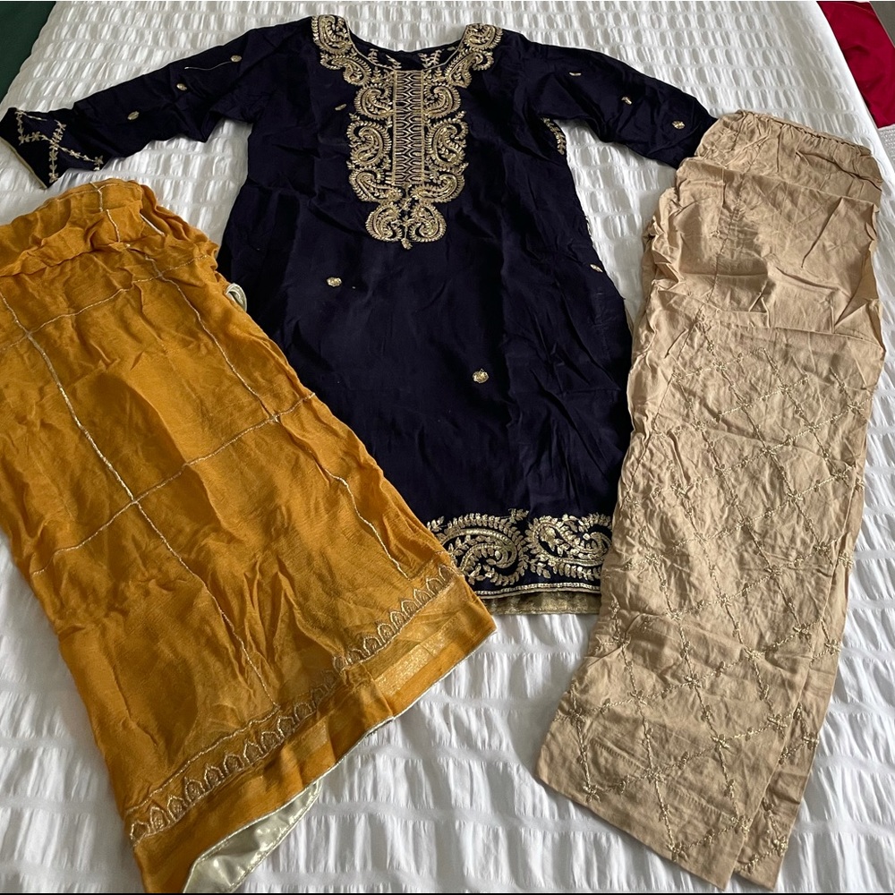 Salwar Set Embroidered Women’s Dress with Gold Accent